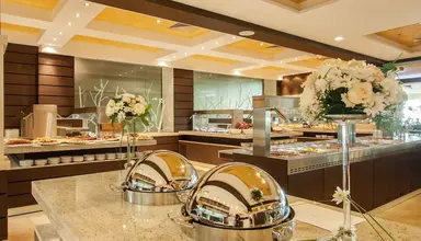 International Cassino & Tower Suites
