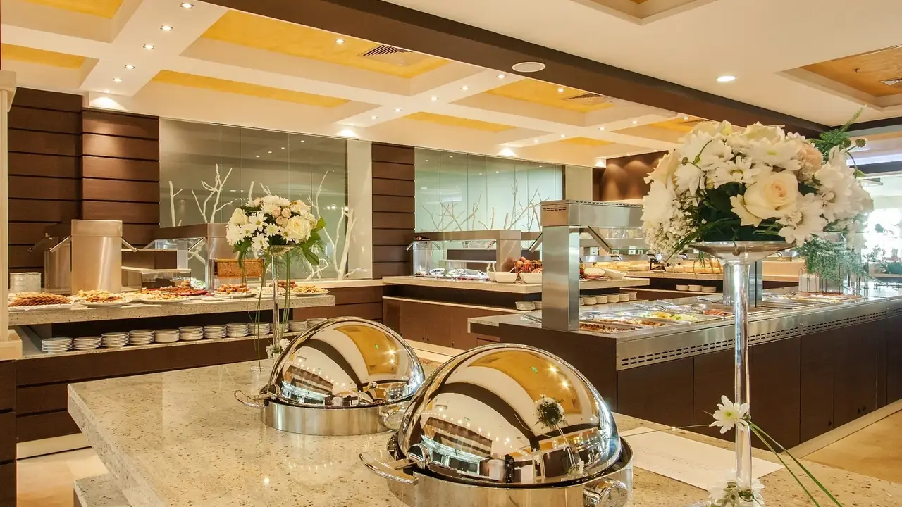 International Cassino & Tower Suites