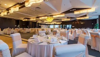 International Cassino & Tower Suites