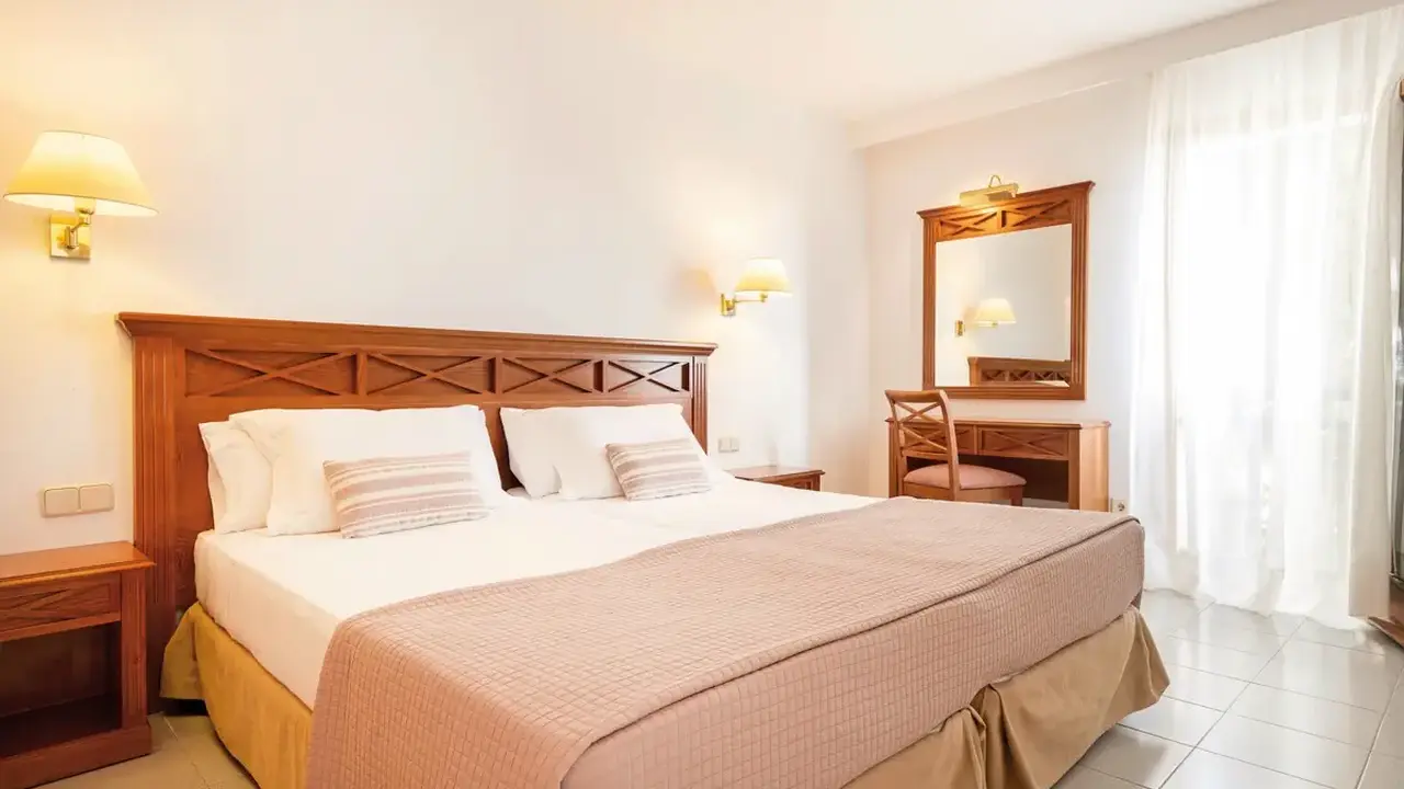 Inturotel Cala Esmeralda Garden