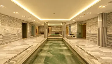 Invidia Coral Beach Tiran