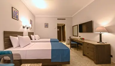 Invidia Coral Beach Tiran