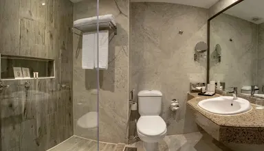 Invidia Coral Beach Tiran