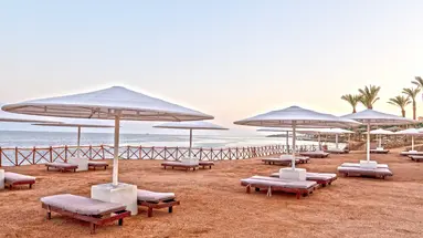 Invidia Coral Beach Tiran