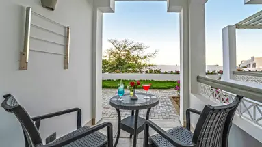 Invidia Coral Beach Tiran