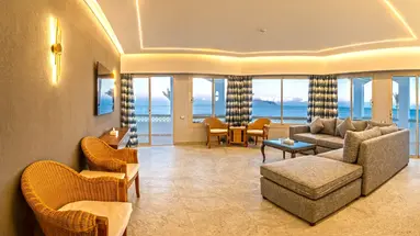Invidia Coral Beach Tiran