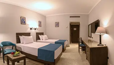 Invidia Coral Beach Tiran