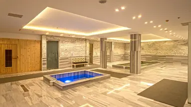 Invidia Coral Beach Tiran