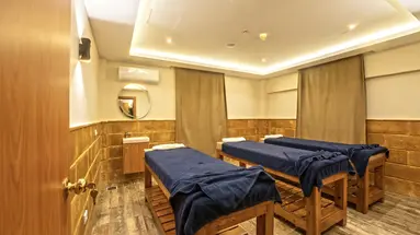 Invidia Coral Beach Tiran