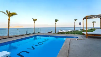 Invidia Coral Beach Tiran