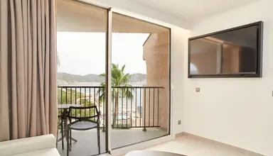 Invisa Cala Blanca & Verde