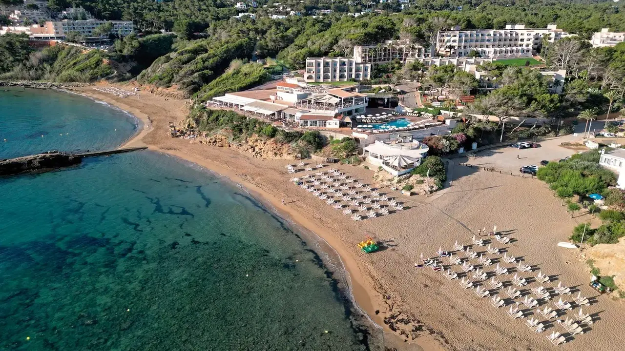 Invisa Cala Blanca & Verde
