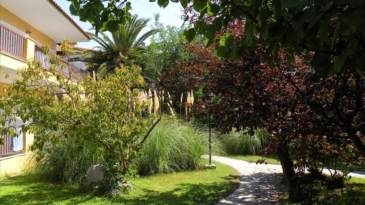 Ioli Apartments