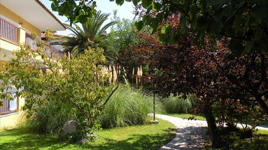 Ioli Apartments