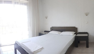 Ioli Apartments