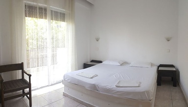 Ioli Apartments