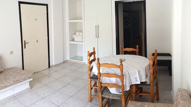 Ioli Apartments