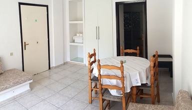 Ioli Apartments