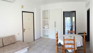Ioli Apartments