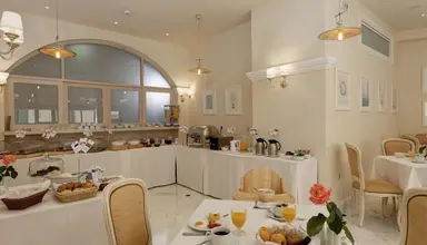 Ionia Suites