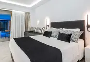 Ionis Art Luxury Suites