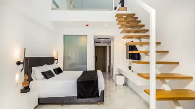 Ionis Art Luxury Suites