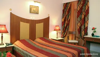 Ionis Art