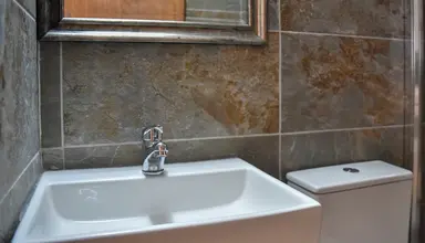 Iraklis Hotel & Apartments