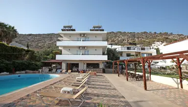 Iraklis Hotel & Apartments