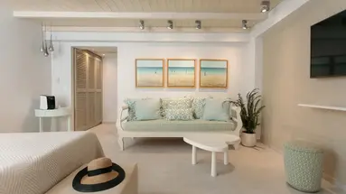 Iria Beach Art