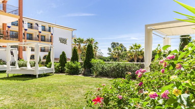 Isla Cristina Palace
