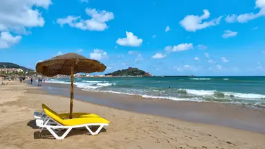 Itropika Beach