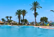 Itropika Beach