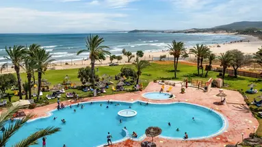 Itropika Beach
