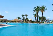 Itropika Beach