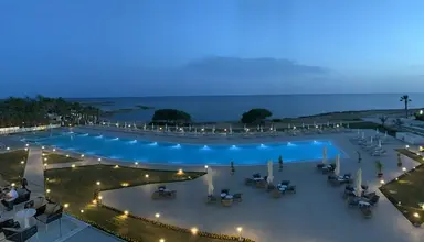 Ivi Mare by Louis