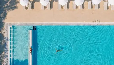Ivi Mare by Louis