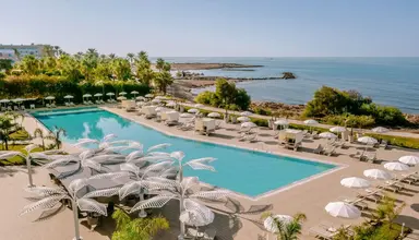 Ivi Mare by Louis