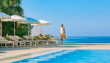 Ivi Mare by Louis