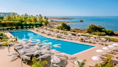 Ivi Mare by Louis