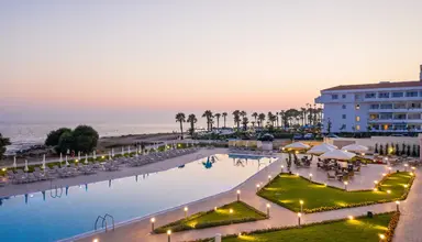 Ivi Mare by Louis