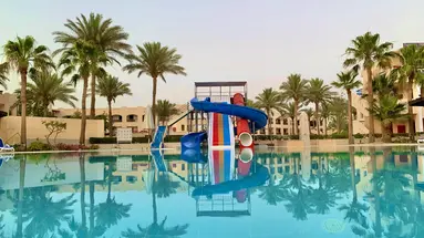 Ivy Cyrene Island Resort