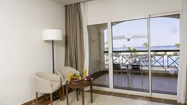 Ivy Cyrene Island Resort