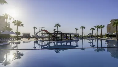Ivy Cyrene Island Resort