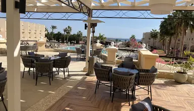 Ivy Cyrene Island Resort