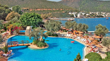 Izer Beach Club