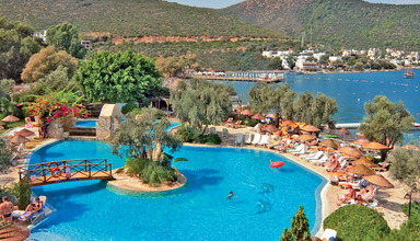 Izer Beach Club