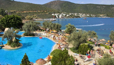 Izer Beach Club