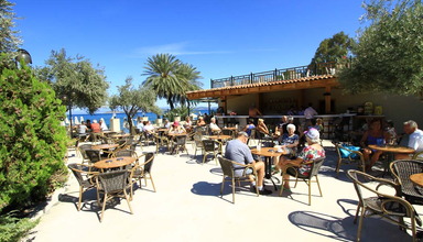 Izer Beach Club