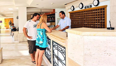 Izer Beach Club